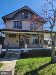 1072 PARKWAY AVE #1072, Ewing, NJ 08628