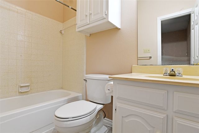 145 E Windsor Drive, Denton, TX 76209