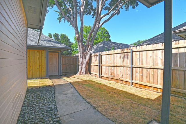 145 E Windsor Drive, Denton, TX 76209