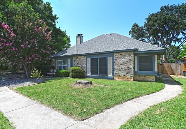 145 E Windsor Drive, Denton, TX 76209