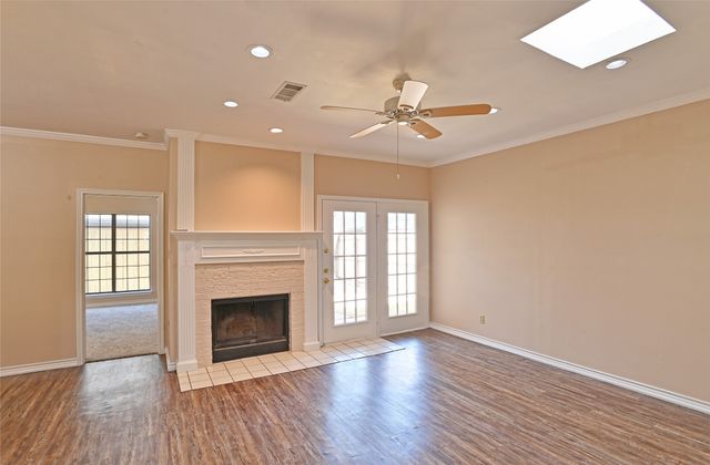 145 E Windsor Drive, Denton, TX 76209
