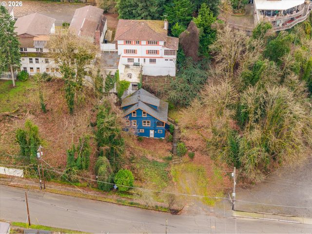 1016 CENTER St, Oregon City, OR 97045