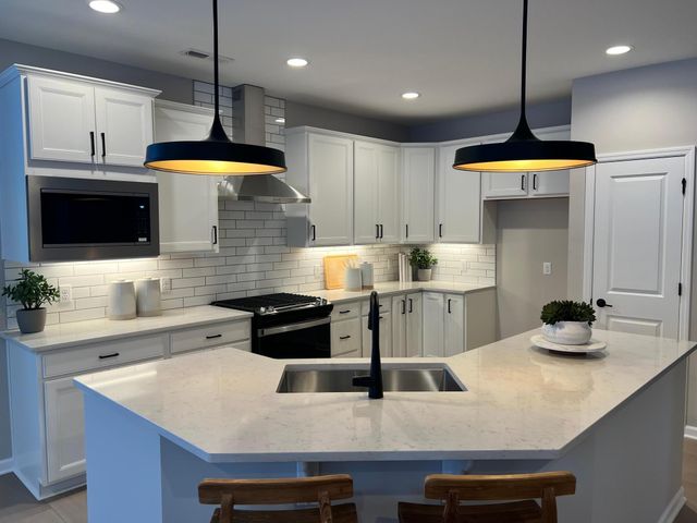 19671 Hunters Ridge, Corcoran, MN 55374