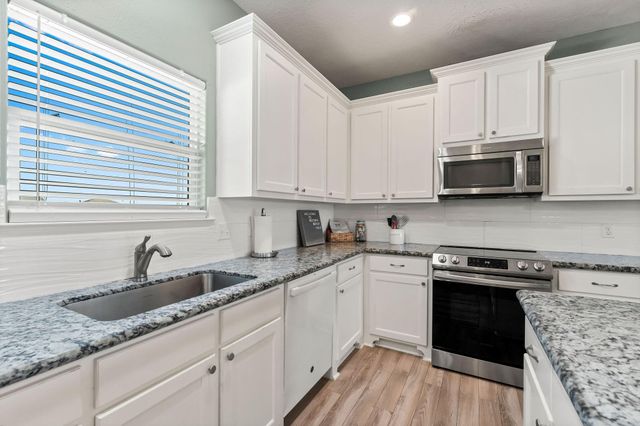 842 Sea Spray Drive, Crystal Beach, TX 77650