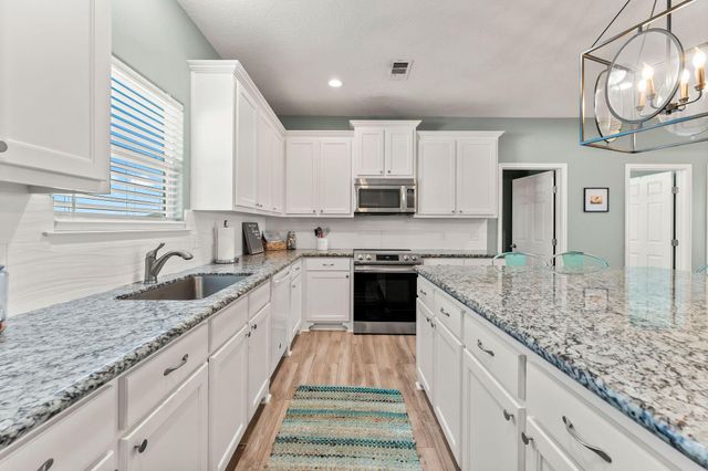 842 Sea Spray Drive, Crystal Beach, TX 77650