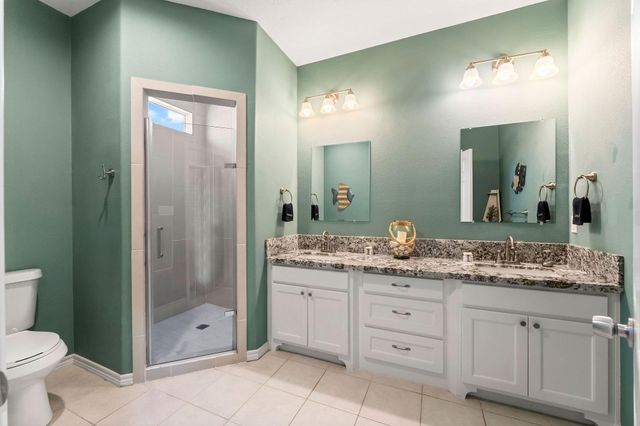 842 Sea Spray Drive, Crystal Beach, TX 77650