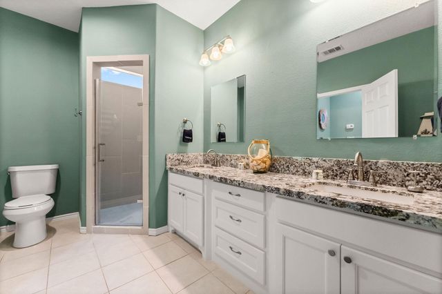 842 Sea Spray Drive, Crystal Beach, TX 77650