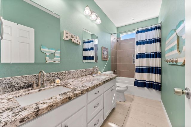 842 Sea Spray Drive, Crystal Beach, TX 77650