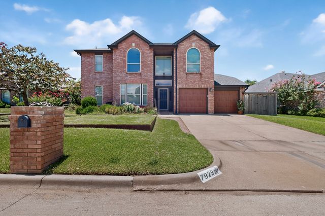 7929 Whispering Woods Lane, North Richland Hills, TX 76182
