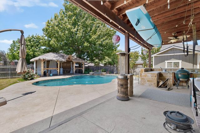 7929 Whispering Woods Lane, North Richland Hills, TX 76182