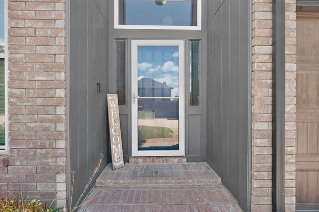 7929 Whispering Woods Lane, North Richland Hills, TX 76182