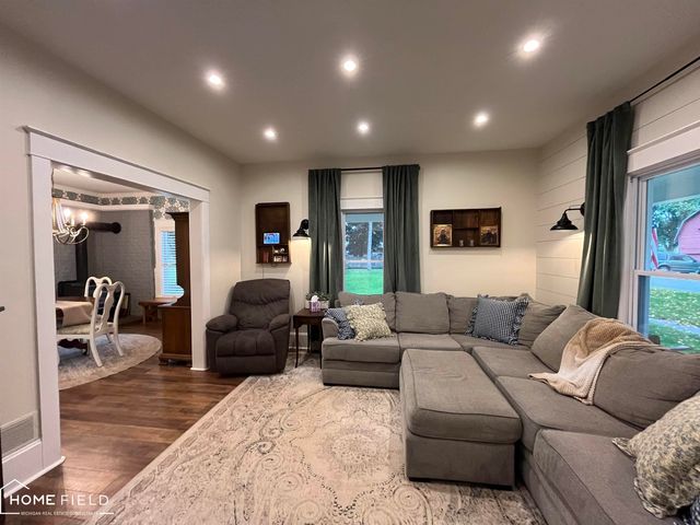 116 S West Street, Henderson, MI 48841