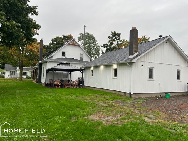 116 S West Street, Henderson, MI 48841