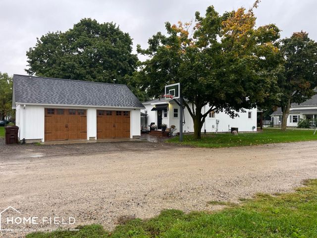 116 S West Street, Henderson, MI 48841