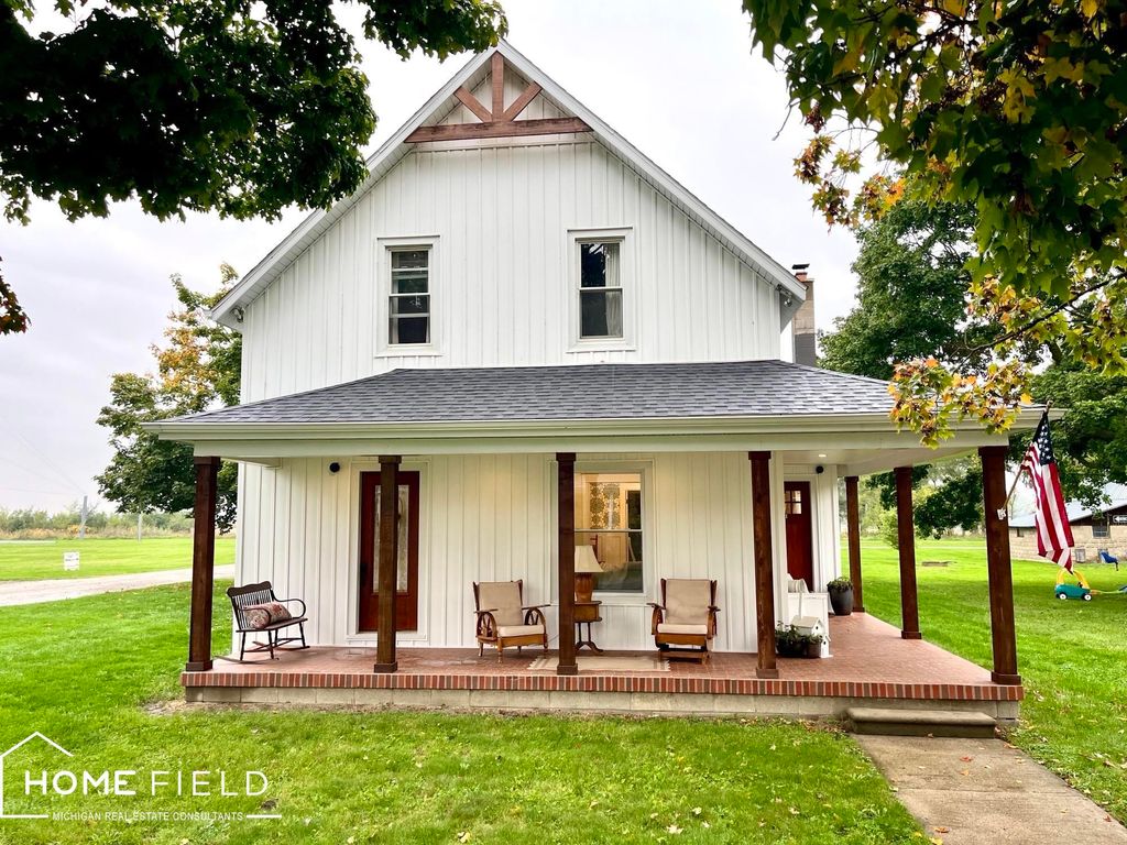 116 S West Street, Henderson, MI 48841