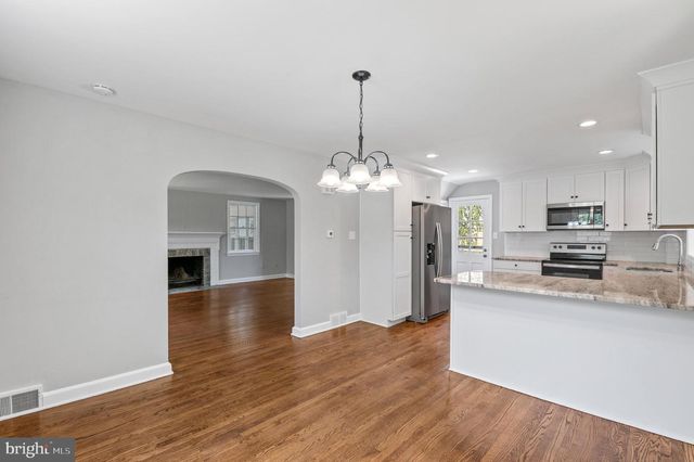 3731 SCHOOL LANE, Newtown Square, PA 19073