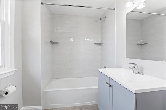 3731 SCHOOL LANE, Newtown Square, PA 19073