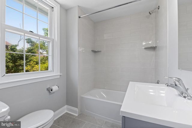 3731 SCHOOL LANE, Newtown Square, PA 19073