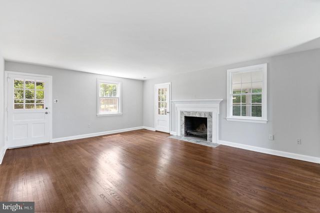 3731 SCHOOL LANE, Newtown Square, PA 19073