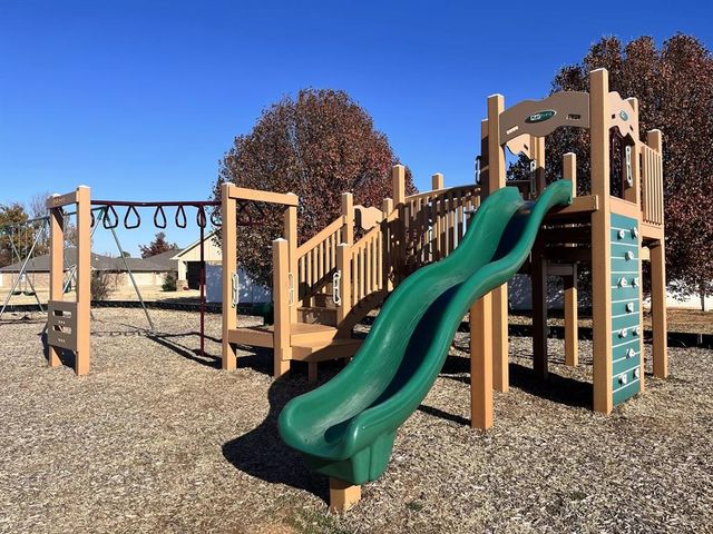 1643 Addington Road, Newcastle, OK 73065