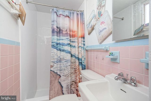 200 LAKE AVE, Glendora, NJ 08029