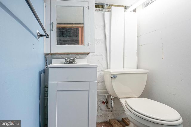 200 LAKE AVE, Glendora, NJ 08029