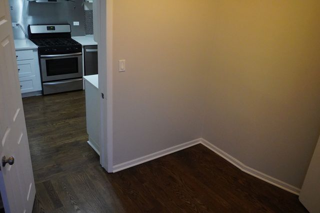 867 E Pershing Road 2, Chicago, IL 60653