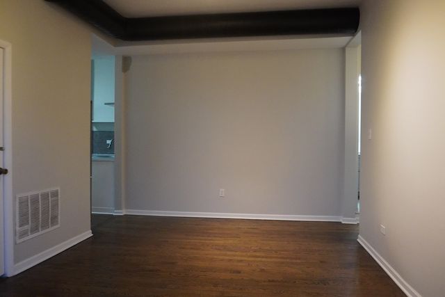 867 E Pershing Road 2, Chicago, IL 60653