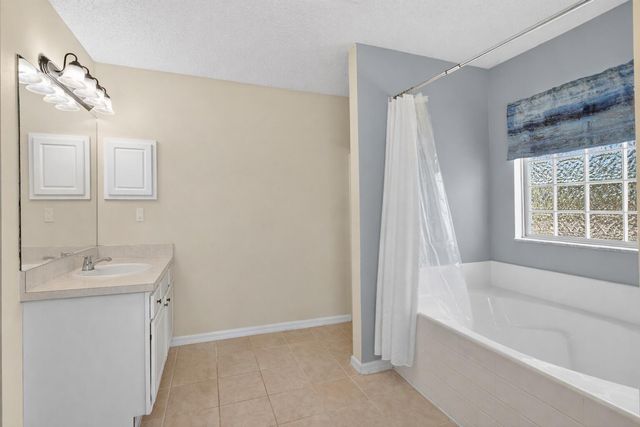 2979 SW Moody Terrace, Port St. Lucie, FL 34953