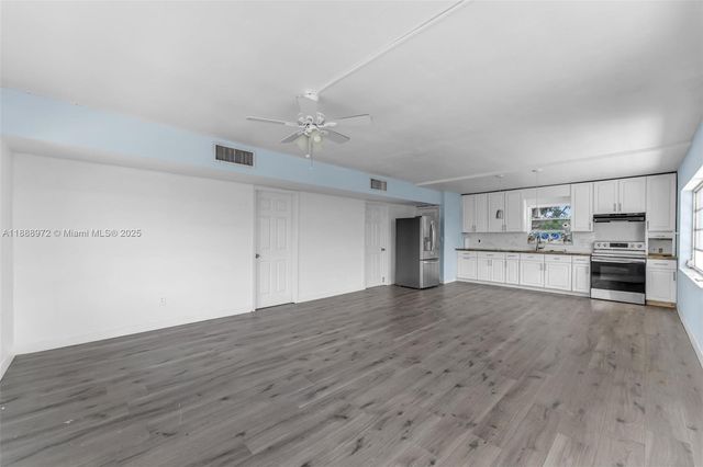 174 Corrine Pl, Key Largo, FL 33037