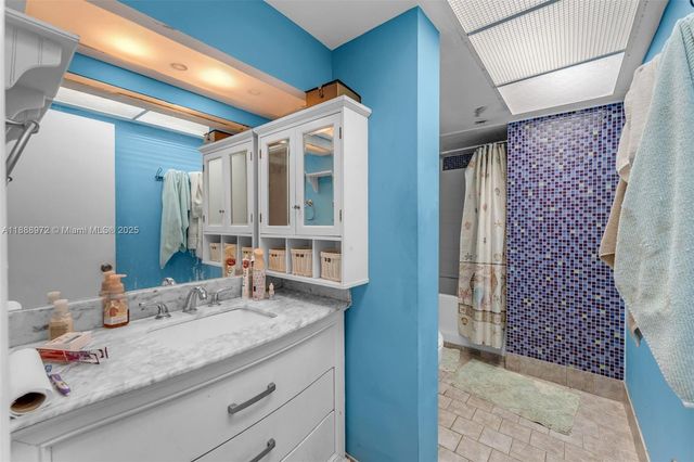 174 Corrine Pl, Key Largo, FL 33037