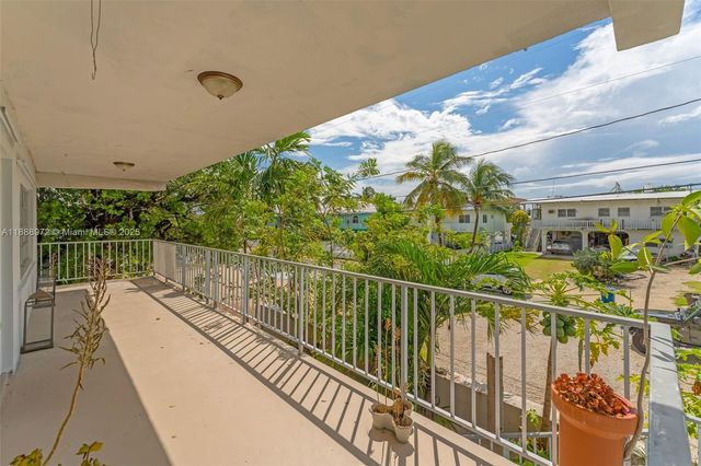 174 Corrine Pl, Key Largo, FL 33037