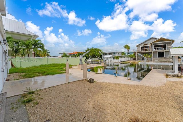 174 Corrine Pl, Key Largo, FL 33037