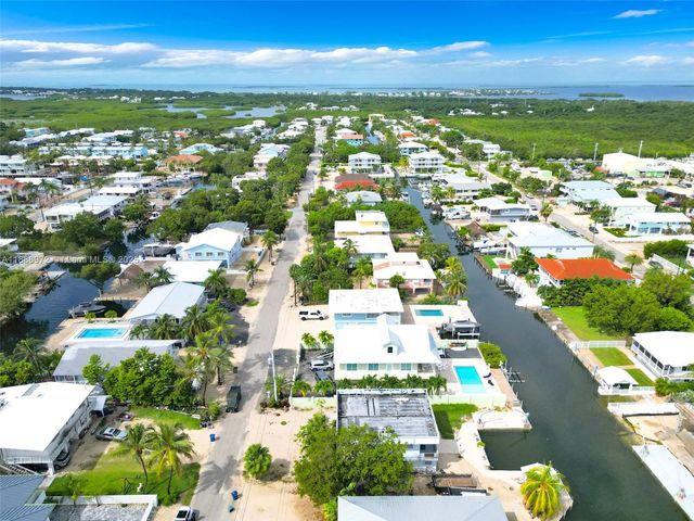 174 Corrine Pl, Key Largo, FL 33037