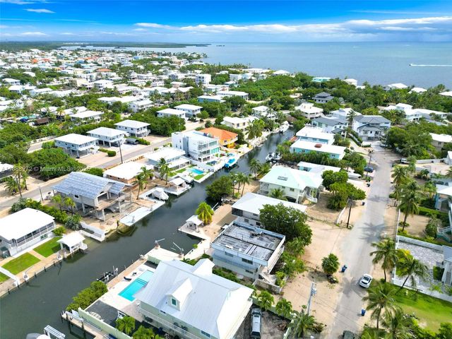 174 Corrine Pl, Key Largo, FL 33037