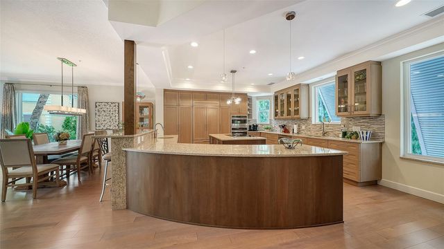 3942 HAMILTON CLUB CIRCLE 13, Sarasota, FL 34242