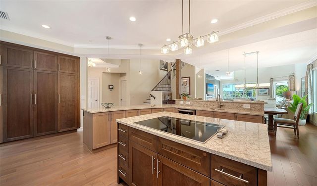 3942 HAMILTON CLUB CIRCLE 13, Sarasota, FL 34242