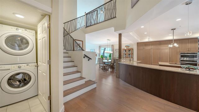 3942 HAMILTON CLUB CIRCLE 13, Sarasota, FL 34242