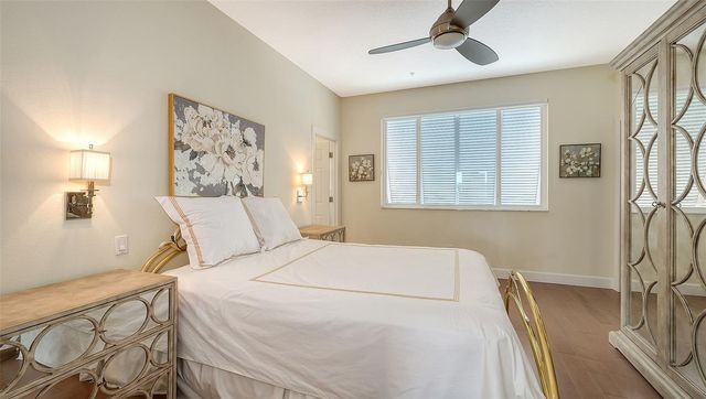 3942 HAMILTON CLUB CIRCLE 13, Sarasota, FL 34242