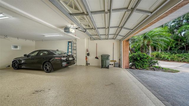 3942 HAMILTON CLUB CIRCLE 13, Sarasota, FL 34242