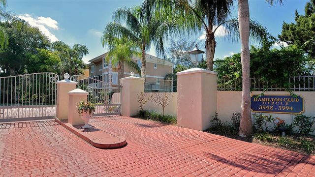 3942 HAMILTON CLUB CIRCLE 13, Sarasota, FL 34242
