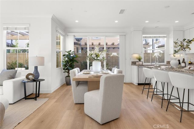 112 Velvet Leaf, Irvine, CA 92620