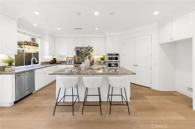 112 Velvet Leaf, Irvine, CA 92620