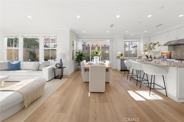 112 Velvet Leaf, Irvine, CA 92620