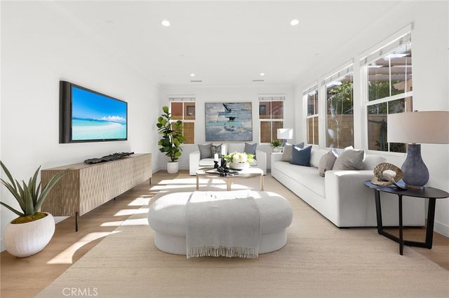 112 Velvet Leaf, Irvine, CA 92620