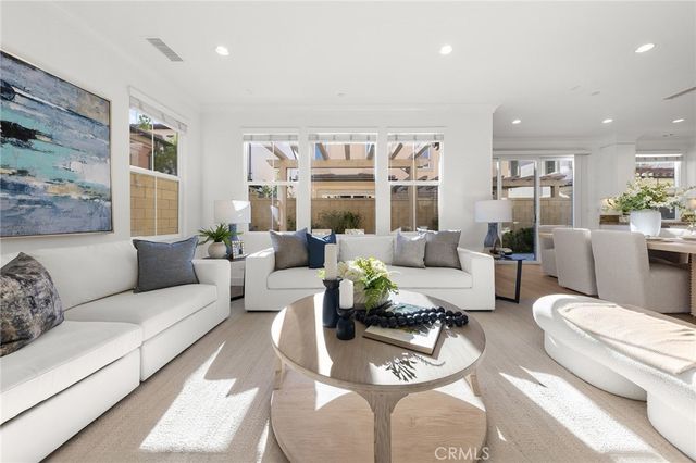 112 Velvet Leaf, Irvine, CA 92620