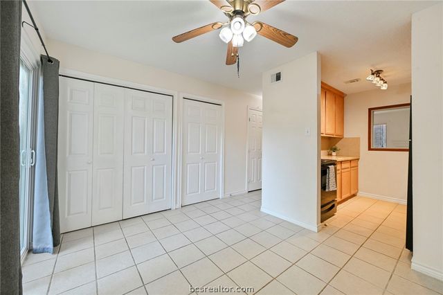 1900 Dartmouth A-5, College Station, TX 77840