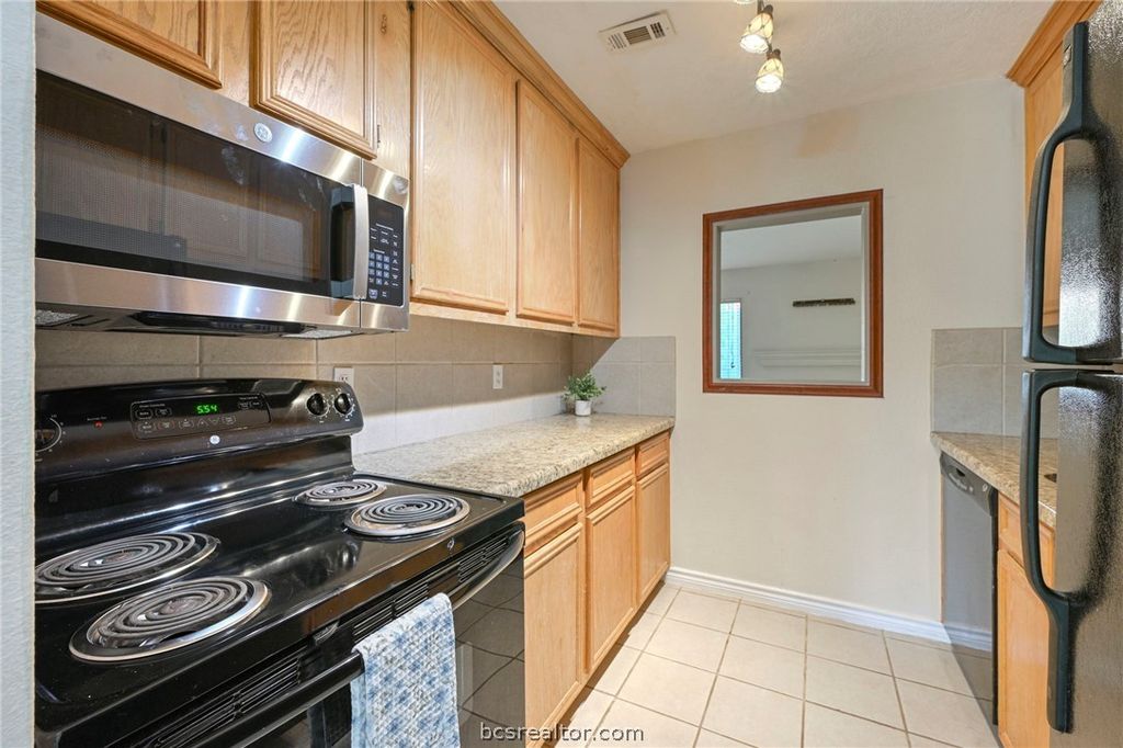 1900 Dartmouth A-5, College Station, TX 77840 — photo 5