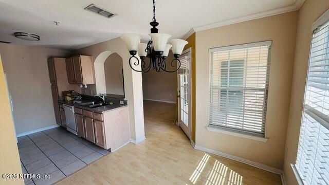 7800 POINT MEADOWS Drive 535, Jacksonville, FL 32256