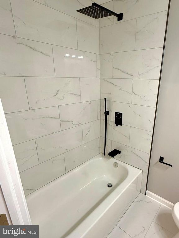 4010 AMES ST NE, Washington, DC 20019